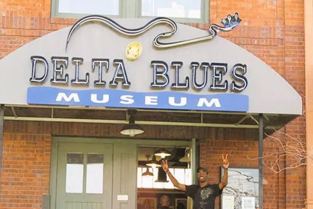 Delta Dream Retreat Villa Clarksdale Bagian luar foto